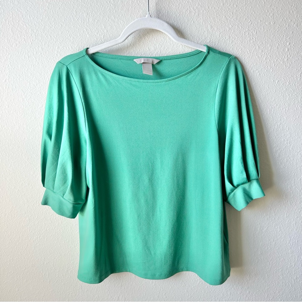 H & M green women’s blouse. Size Small.